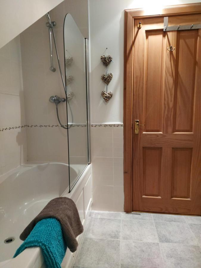 Holiday House Kinveachy Авимор Екстериор снимка